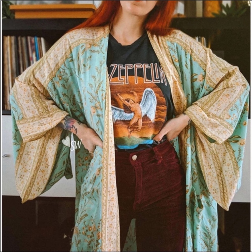 •NOW IN• Gypsy Lime + Thyme Bohemian Wrap Kimono - Picture 4 of 16